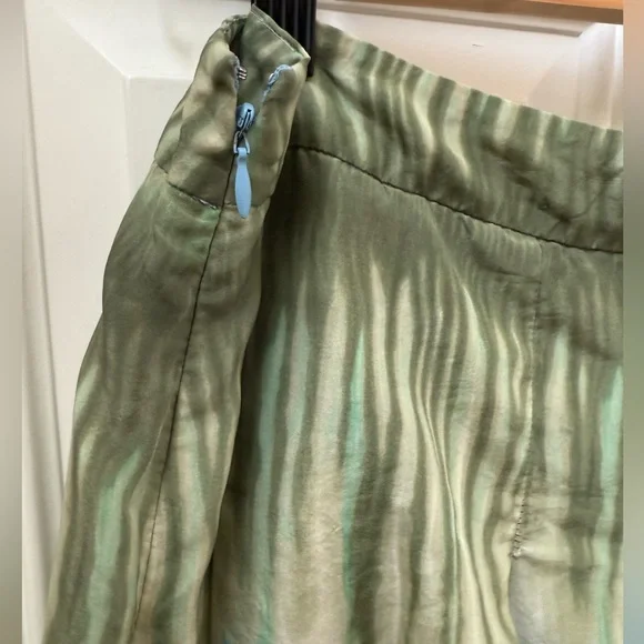 Bandolino Silk Green and Blue A-Line Pleated Skirt - Picture 9 of 11